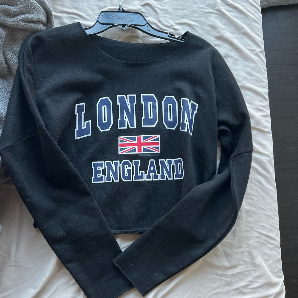 Cropped London sweater